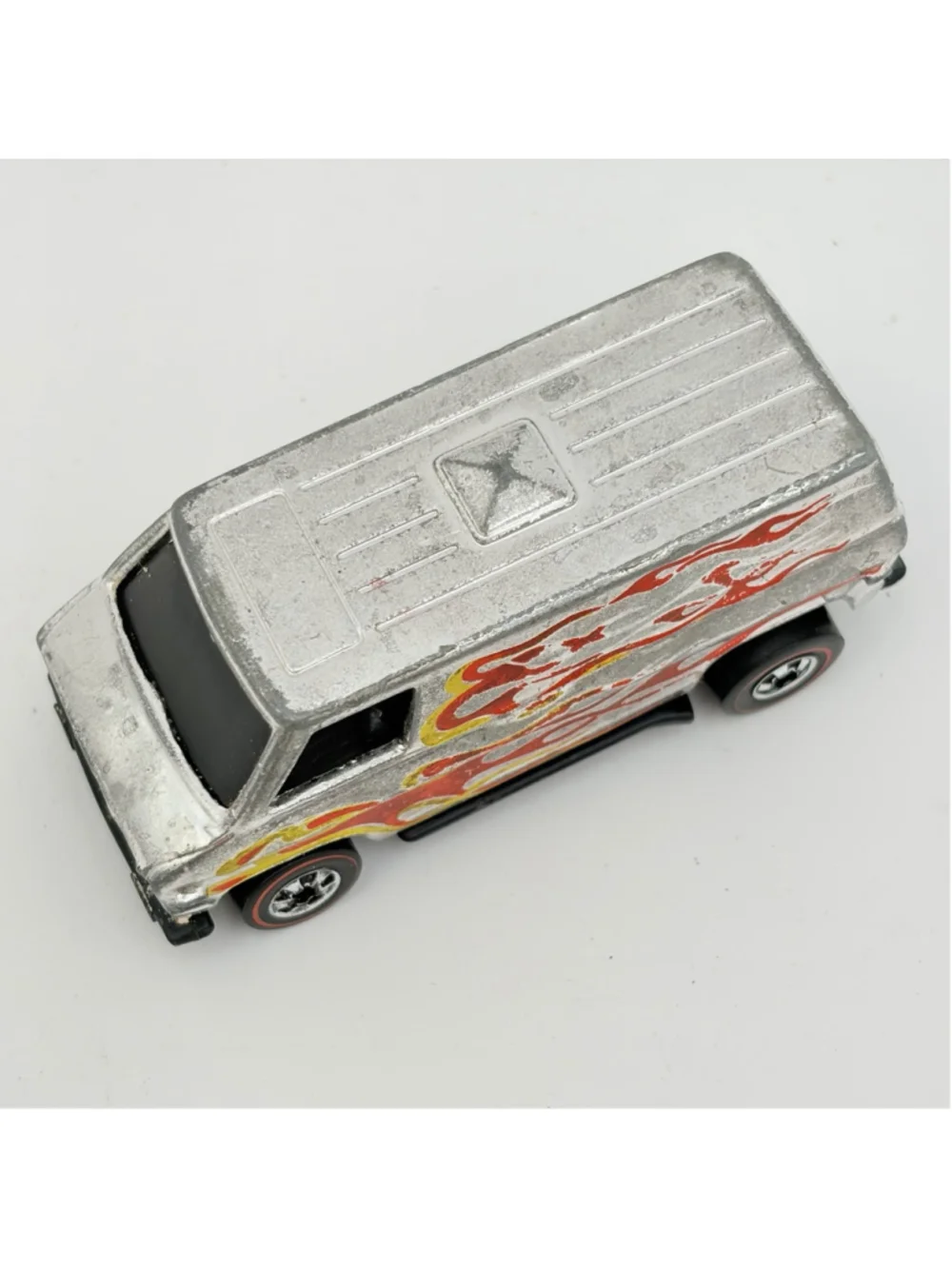 Hot Wheels Super Van 1974 1:64 Silver Diecast Van w/ Flame Decals